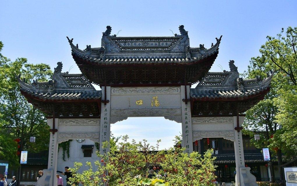 24了，没结过婚没生过娃，就和三个男人发生过关系，算随便吗？游戏画面